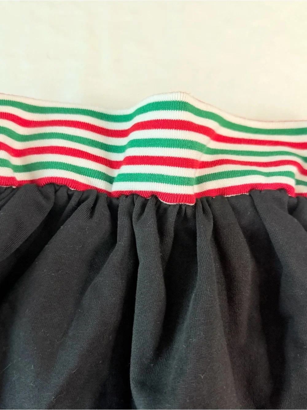 Girls Pleated Skirt Stripe‎ Waistband Black Size M Cute Graphic